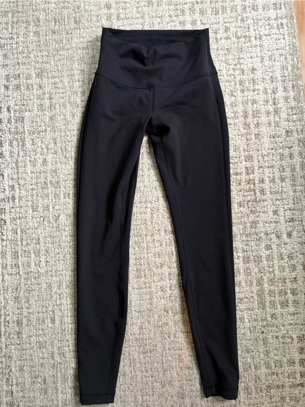 lululemon Wunder Train High-Rise Tight 28”